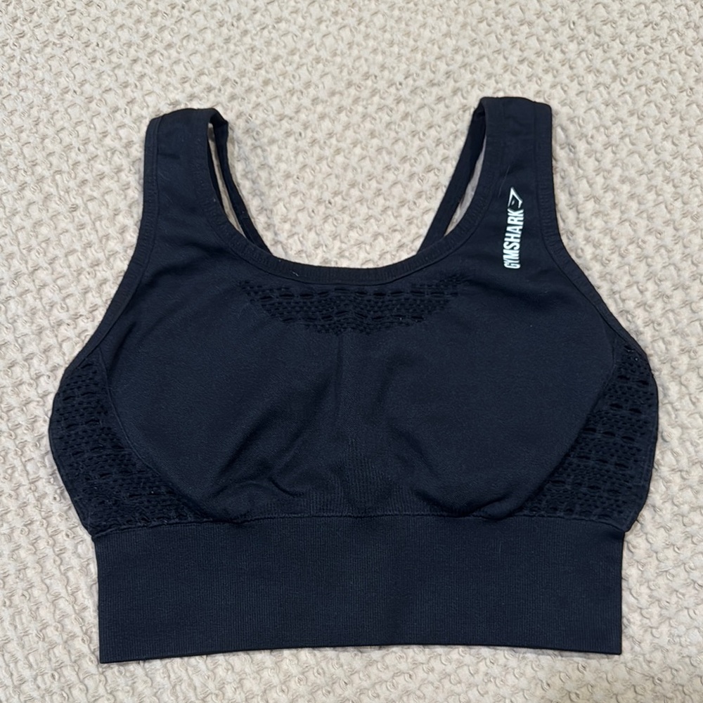 Gymshark | Woman’s | Black | Sports Bra